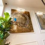 Dezactivat بوخارست